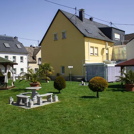 Apartment Gaestehaus Edith, 4-sterne, 2-4 Personen Trittenheim